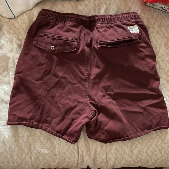 LIRA Burgundy Short - Picture 2 of 2